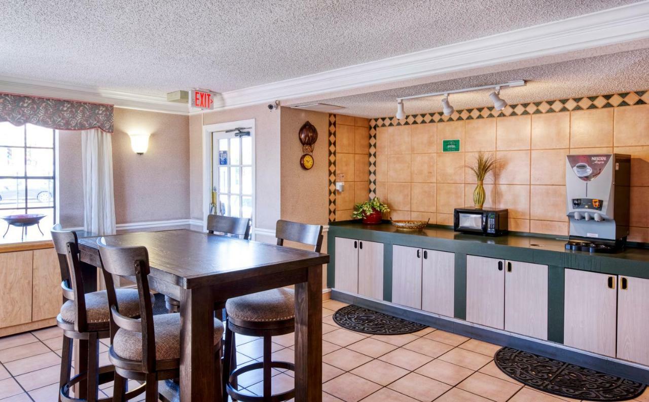 San Mateo Inn アルバカーキ エクステリア 写真